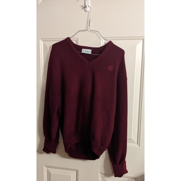 Izod Other - IZOD Men's V-Neck Sweater Red Medium Long Sleeve Wool Acrylic Nylon Blend